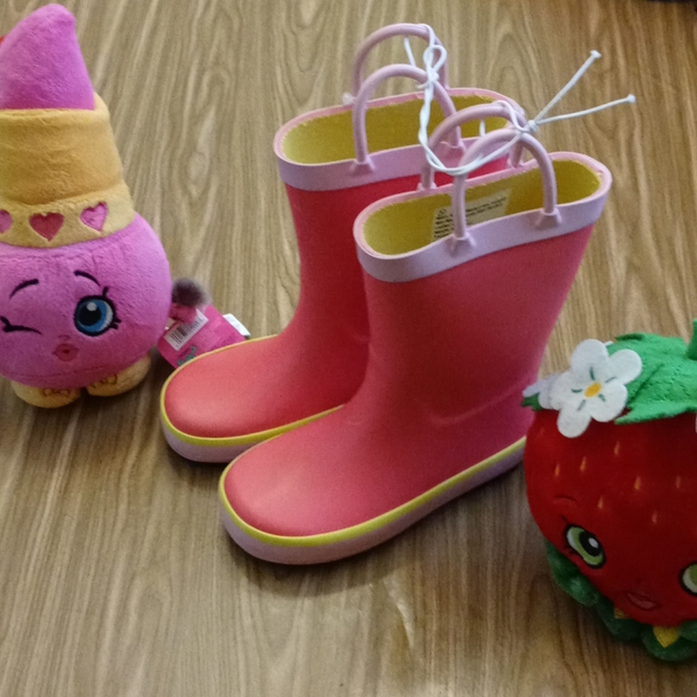 Cat & jack rain boots